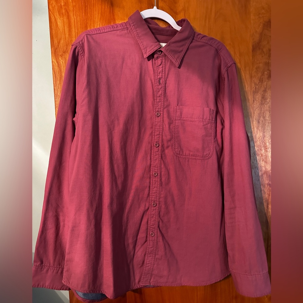 American Eagle Outfitters Men's Maroon Button Down Shirt
